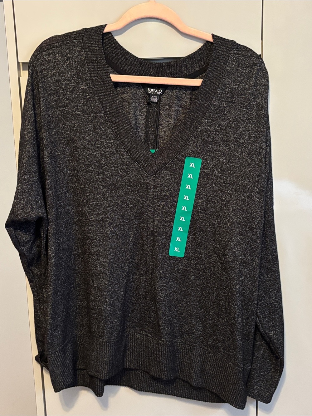 Buffalo David Bitton Charcoal Heather V-Neck Sweater Size XL NWT